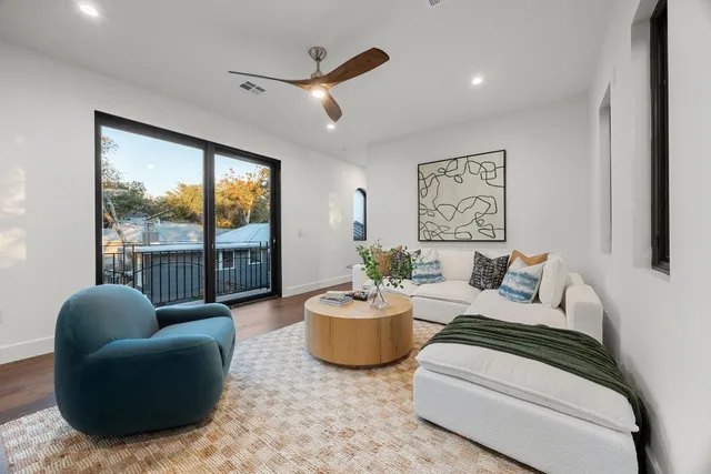 $2,250,000 | 4304 Shoalwood Avenue, Austin, TX 78756