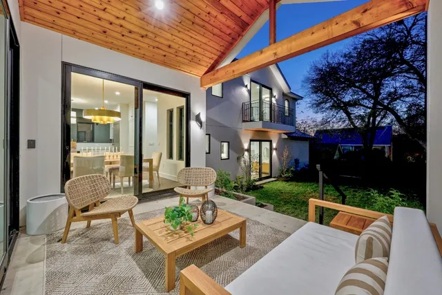 $2,250,000 | 4304 Shoalwood Avenue, Austin, TX 78756