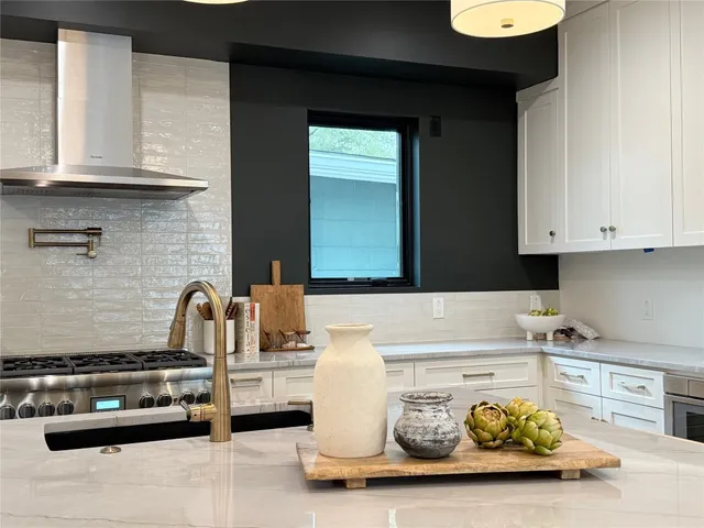 $2,250,000 | 4304 Shoalwood Avenue, Austin, TX 78756