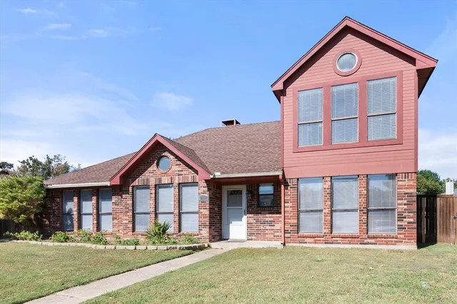 $395,000 | 2094 Amber Court, Lewisville, TX 75067
