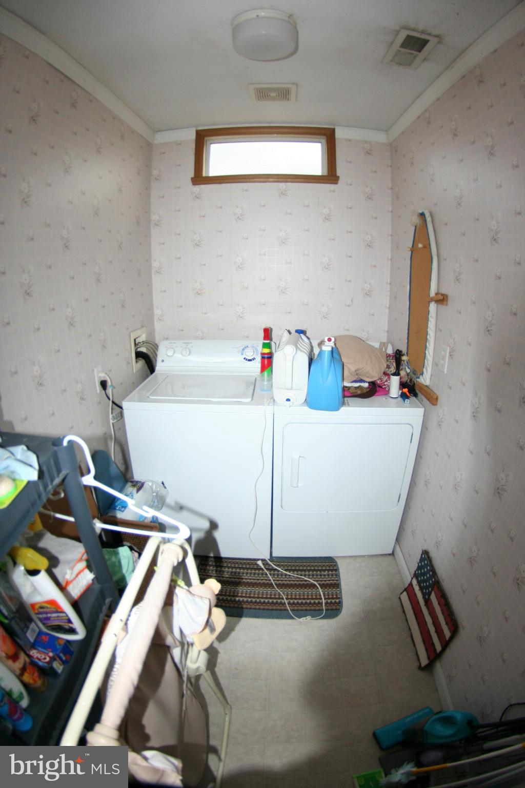 2972 Three Chopt Road Gum Spring, VA 23065 - Photo 15 of 18 Interior (General)