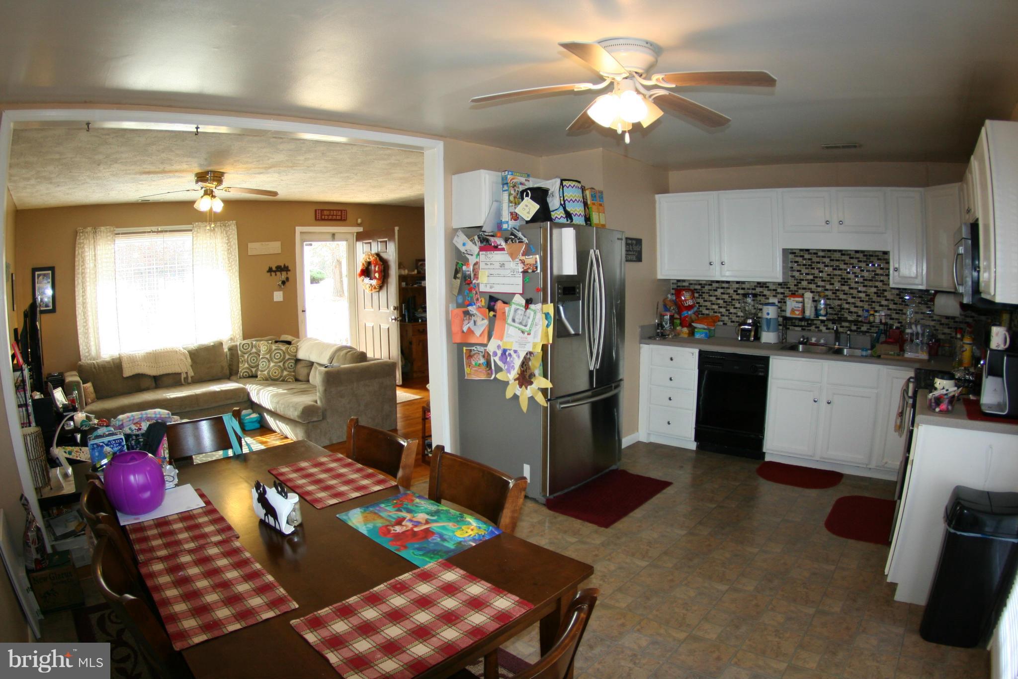2972 Three Chopt Road Gum Spring, VA 23065 - Photo 4 of 18 Interior (General)
