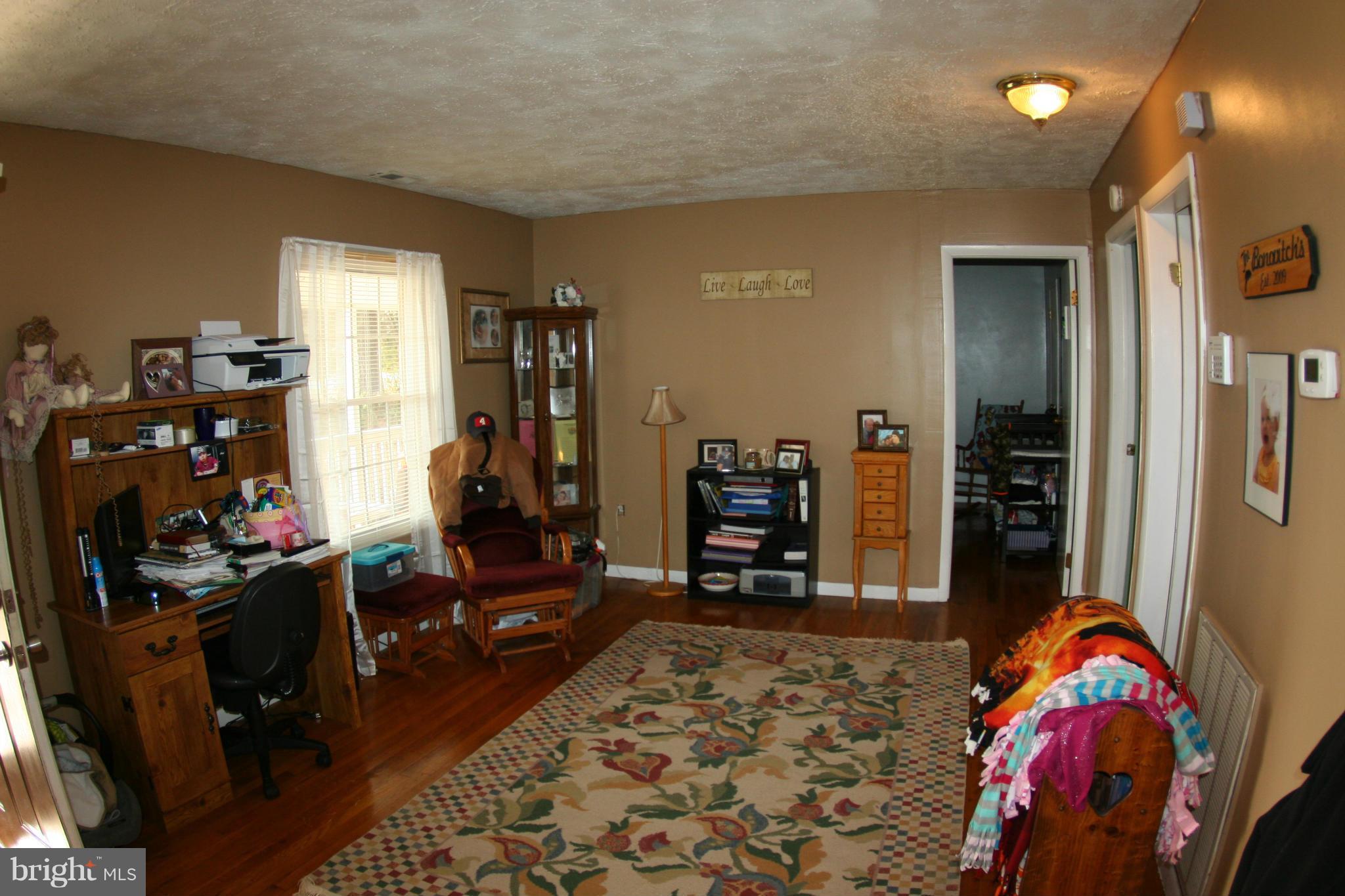 2972 Three Chopt Road Gum Spring, VA 23065 - Photo 6 of 18 Interior (General)