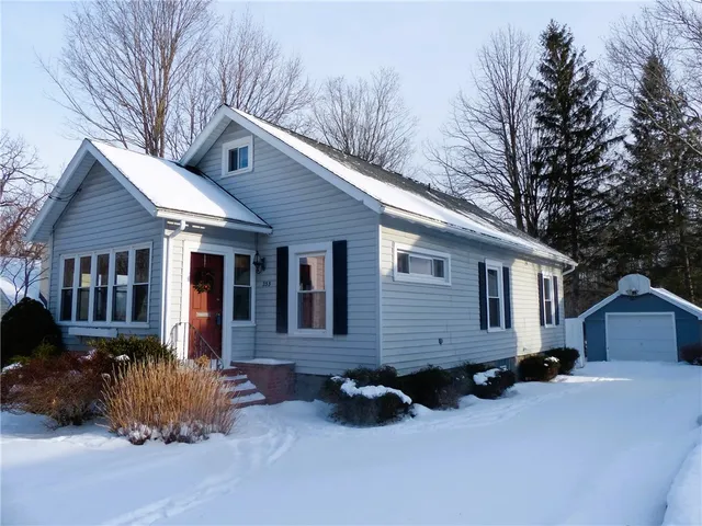 $180,000 | 233 West Gibson Street, Canandaigua City, NY 14424