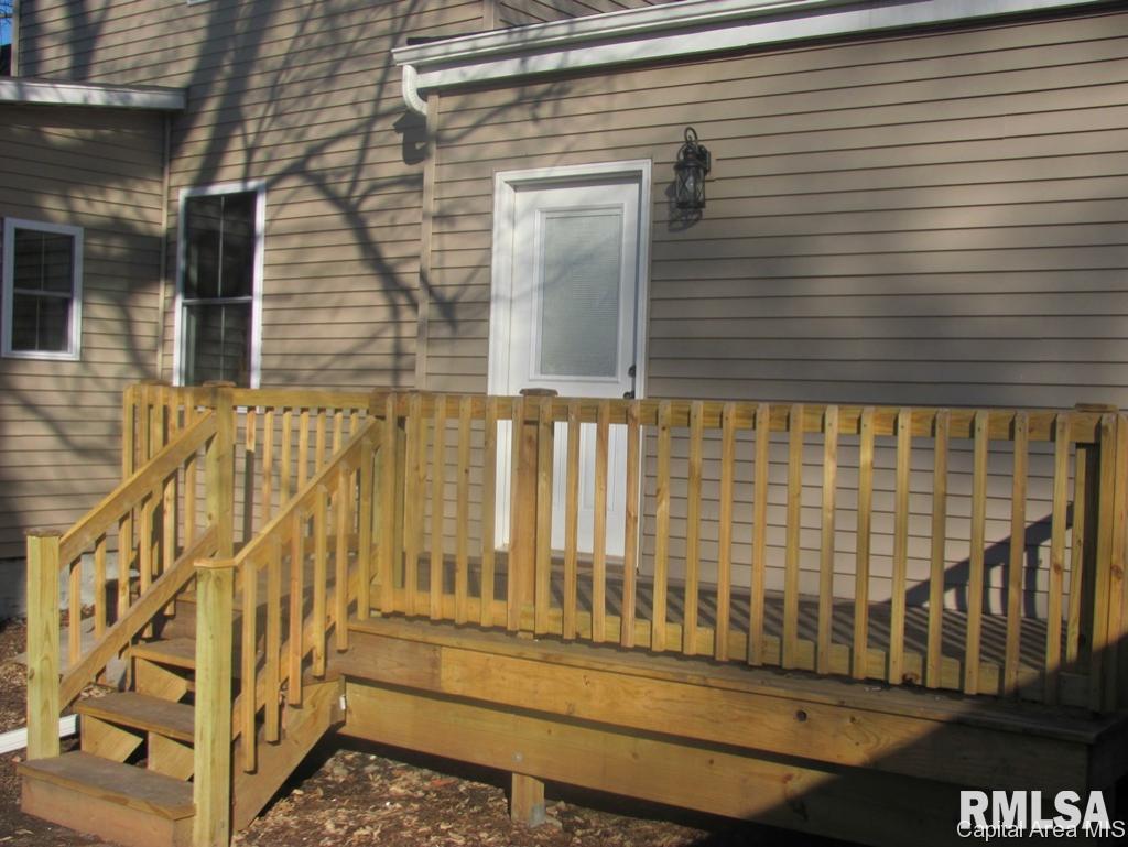 1149 North 7th Street Springfield, IL 62702 - Photo 3 of 19