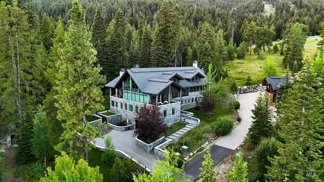 $4,990,000 | 433 Sugarloaf Place, Donnelly, ID 83615