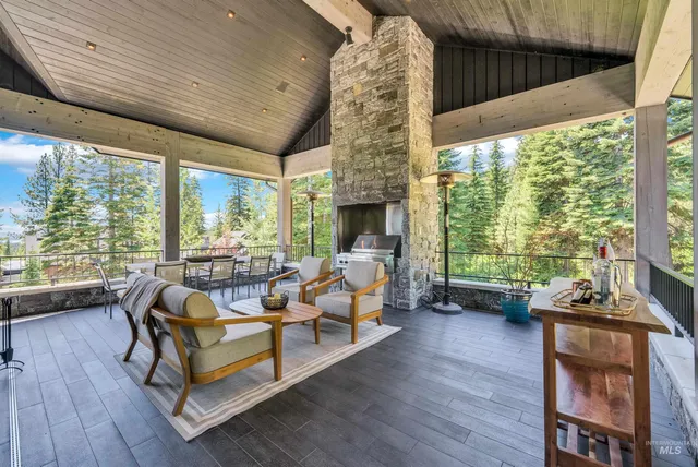 $4,990,000 | 433 Sugarloaf Place, Donnelly, ID 83615
