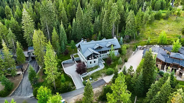 $4,990,000 | 433 Sugarloaf Place, Donnelly, ID 83615