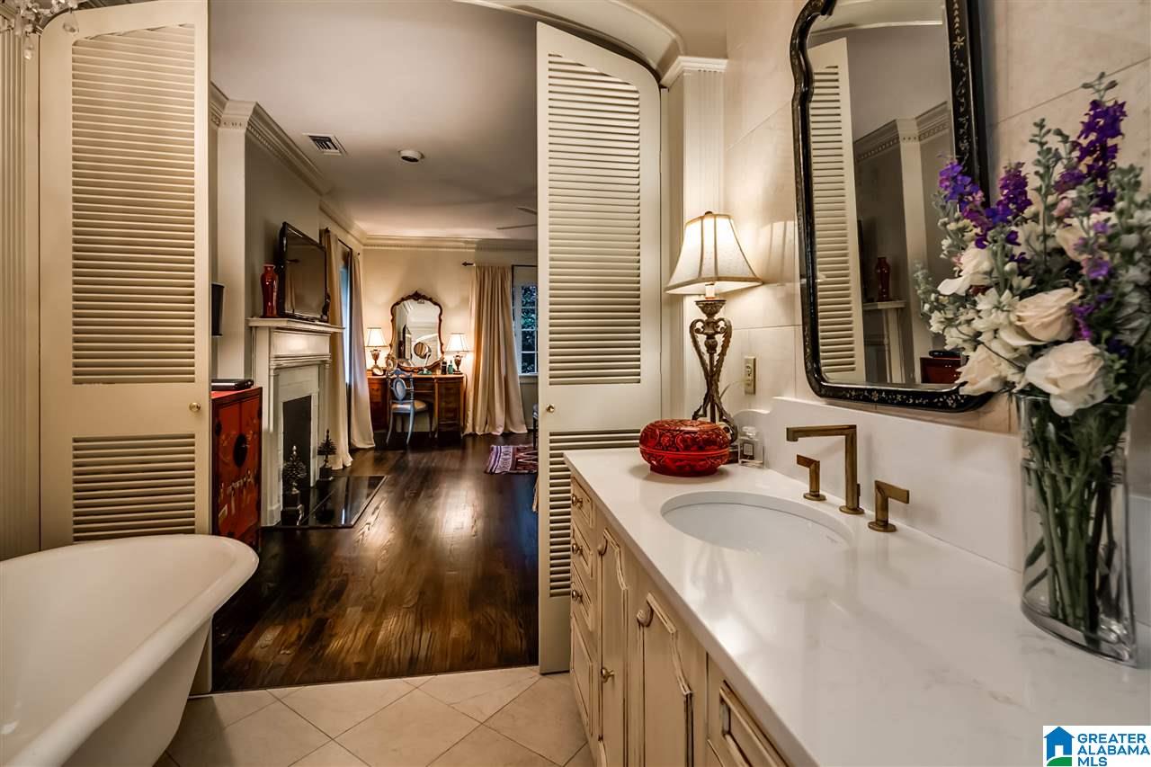 1820 Woodcrest Road Birmingham, AL 35205 - Photo 33 of 49
