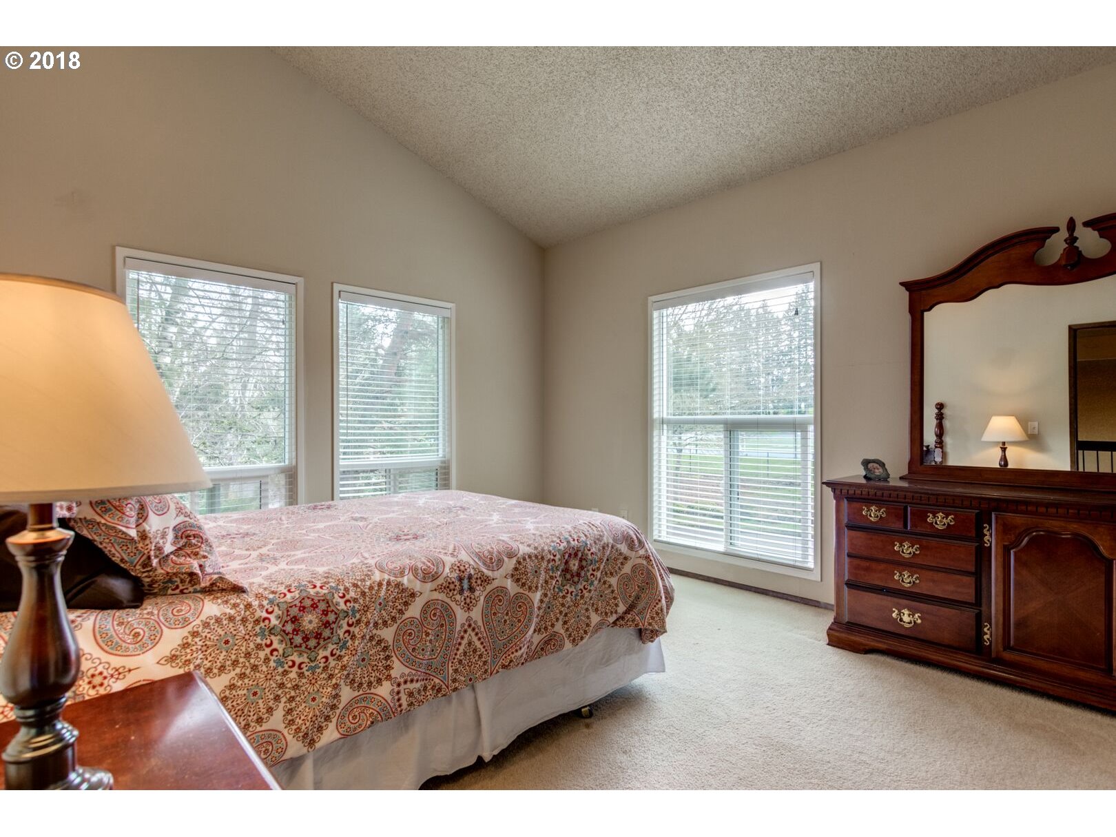 1515 Cloverleaf Road Lake Oswego, OR 97034 - Photo 11 of 22 Gallery Image 11