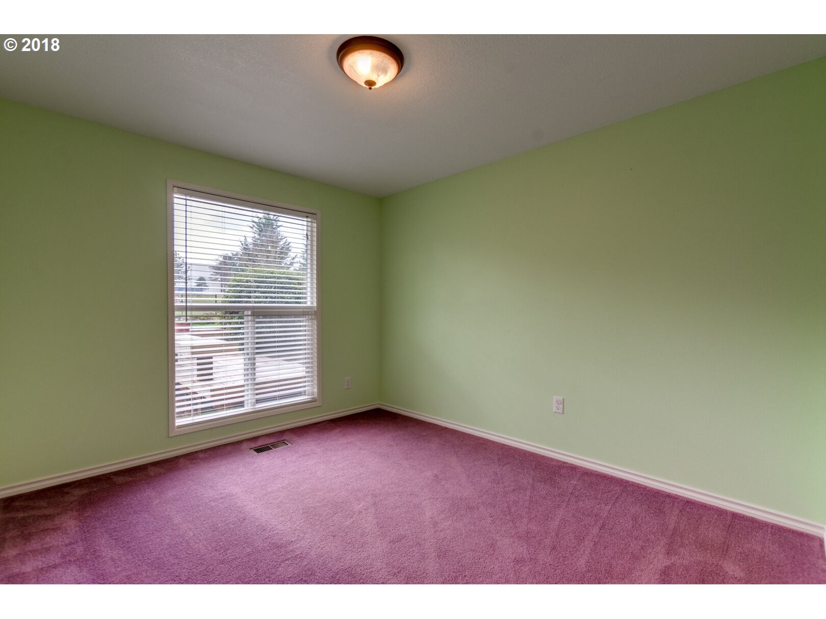 1515 Cloverleaf Road Lake Oswego, OR 97034 - Photo 17 of 22 Gallery Image 17