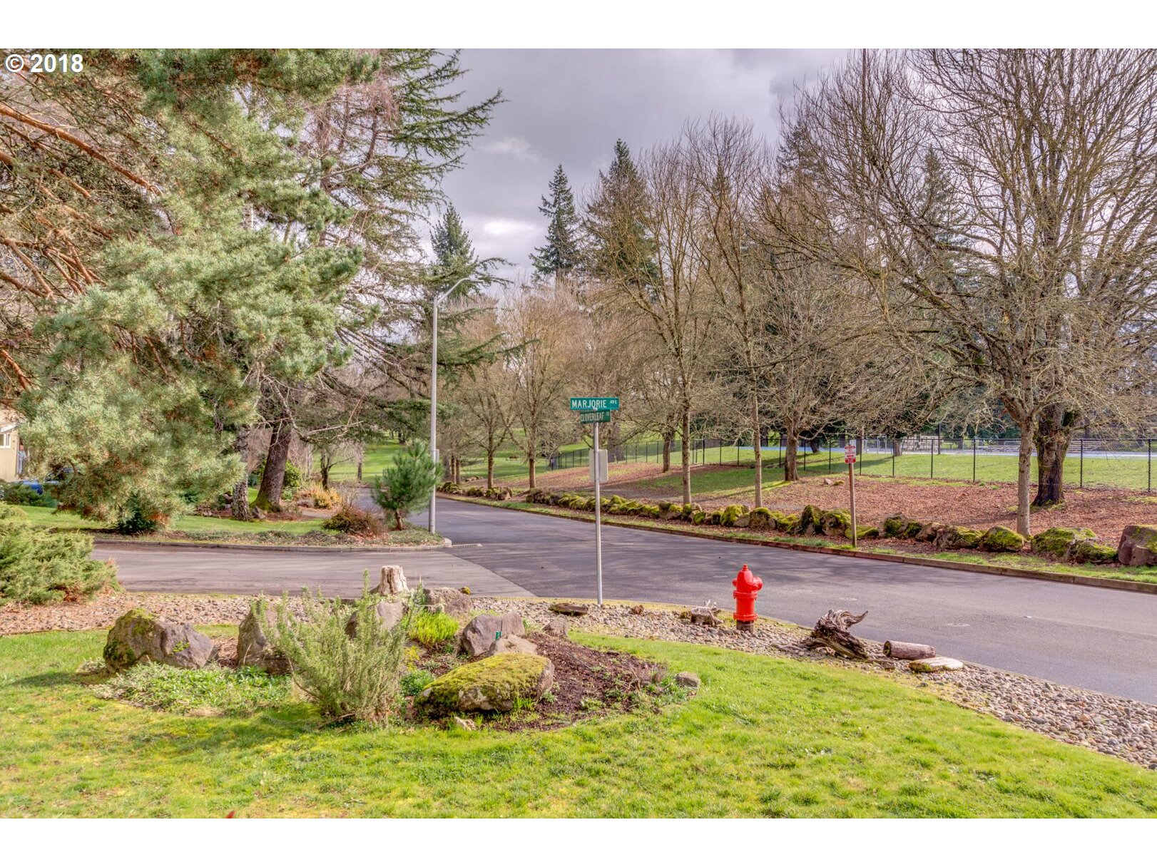 1515 Cloverleaf Road Lake Oswego, OR 97034 - Photo 21 of 22 Gallery Image 21