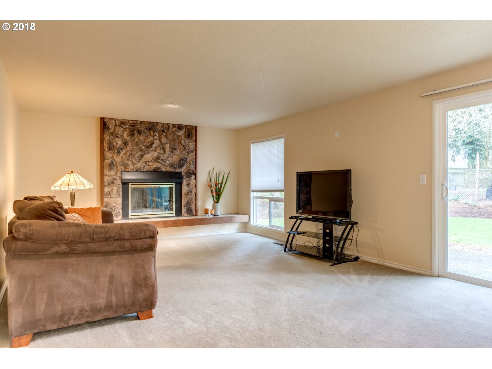 1515 Cloverleaf Road Lake Oswego, OR 97034 - Photo 8 of 22 Gallery Image 8