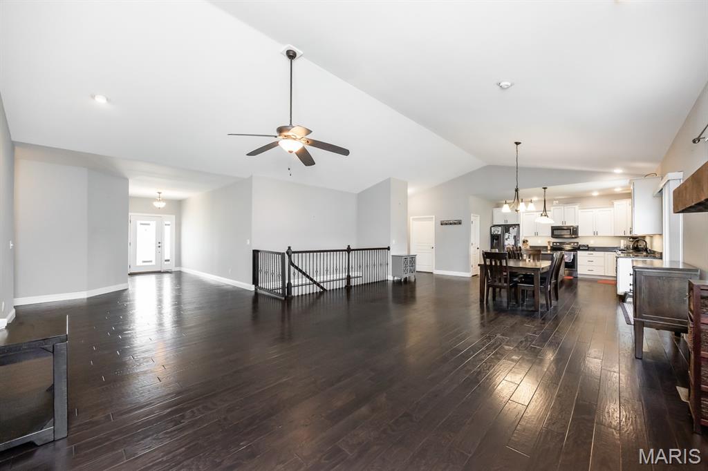 929 Calista Ridge Shiloh, IL 62221 - Photo 6 of 32 Gallery Image 6