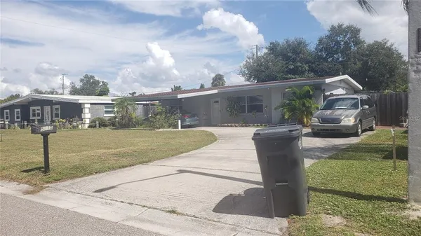 $283,500 | 5815 24th Street West, Bradenton, FL 34207