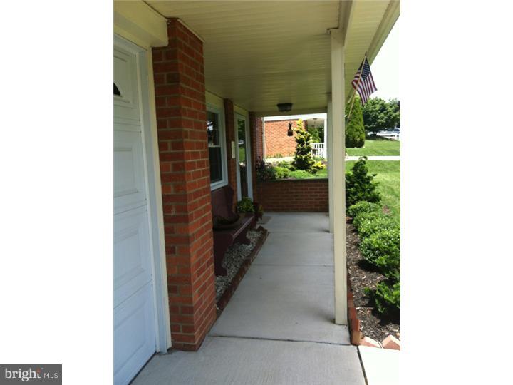 12 Whitfield Road Newark, DE 19711 - Photo 3 of 23 Exterior Front