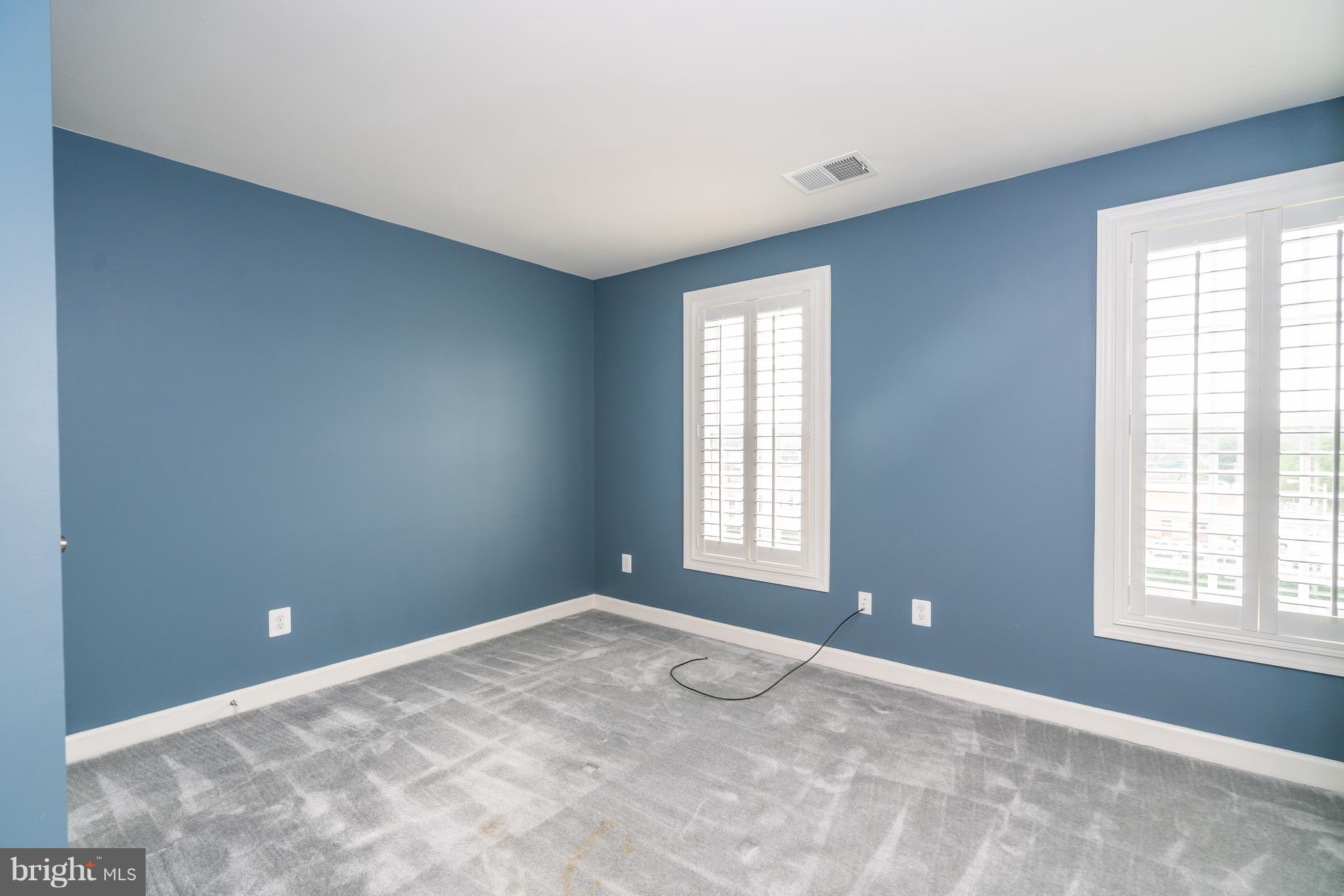 900 West Glebe Road Alexandria, VA 22305 - Photo 20 of 25 Third Bedroom