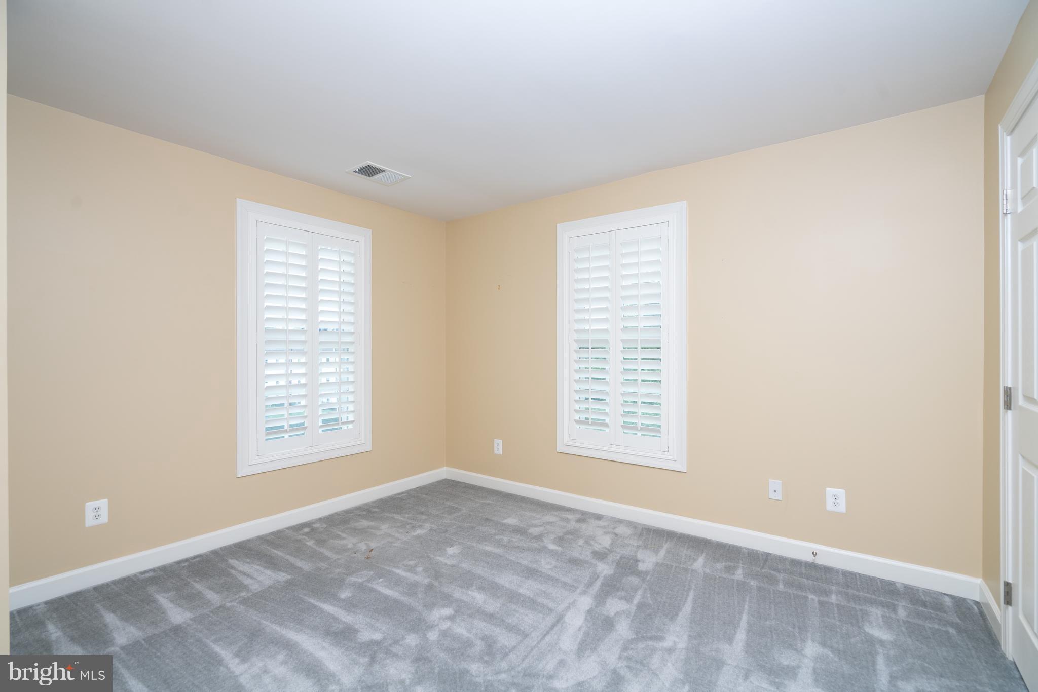 900 West Glebe Road Alexandria, VA 22305 - Photo 21 of 25 Second Bedroom