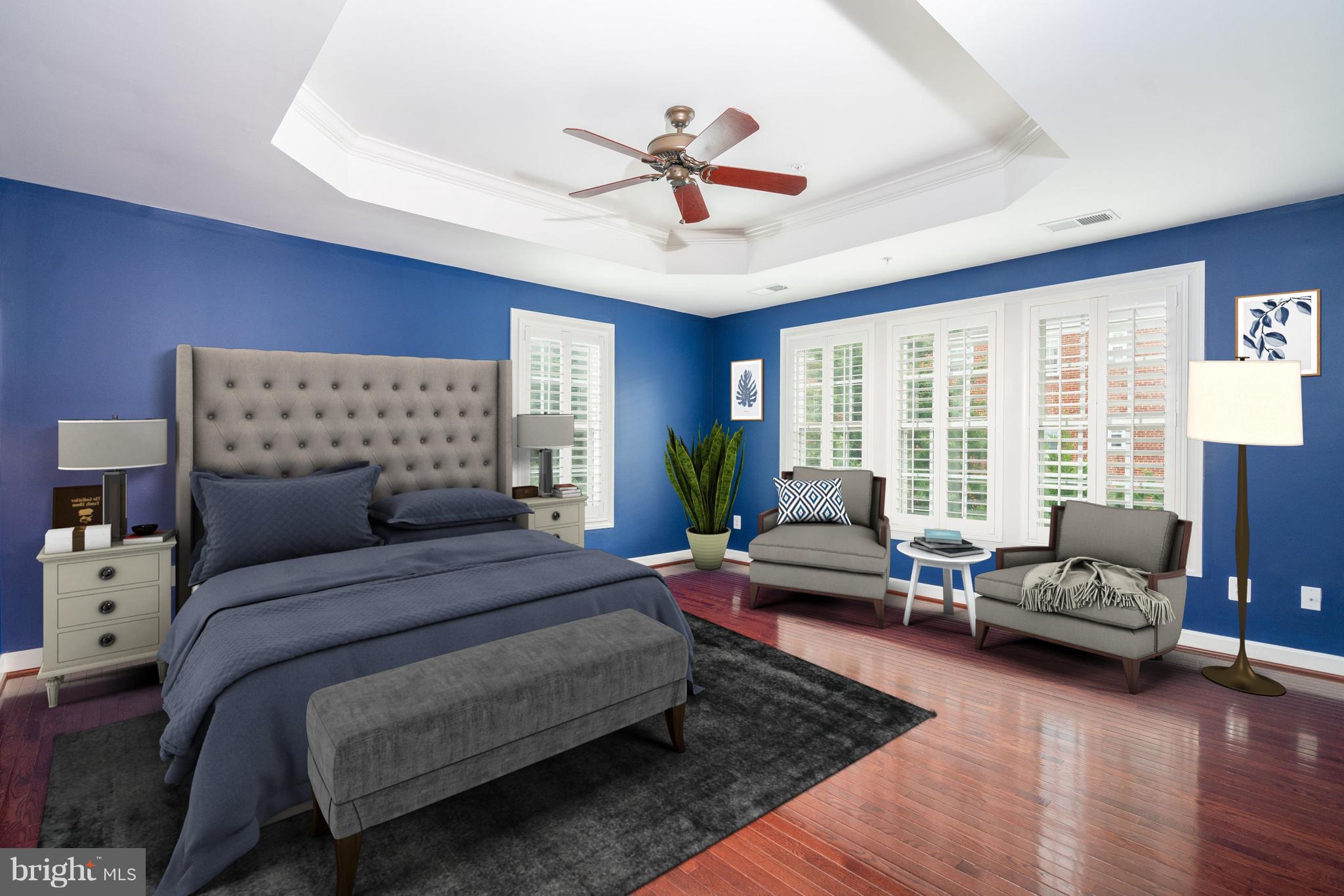 900 West Glebe Road Alexandria, VA 22305 - Photo 5 of 25 Beautiful Master with Tray Ceiling
