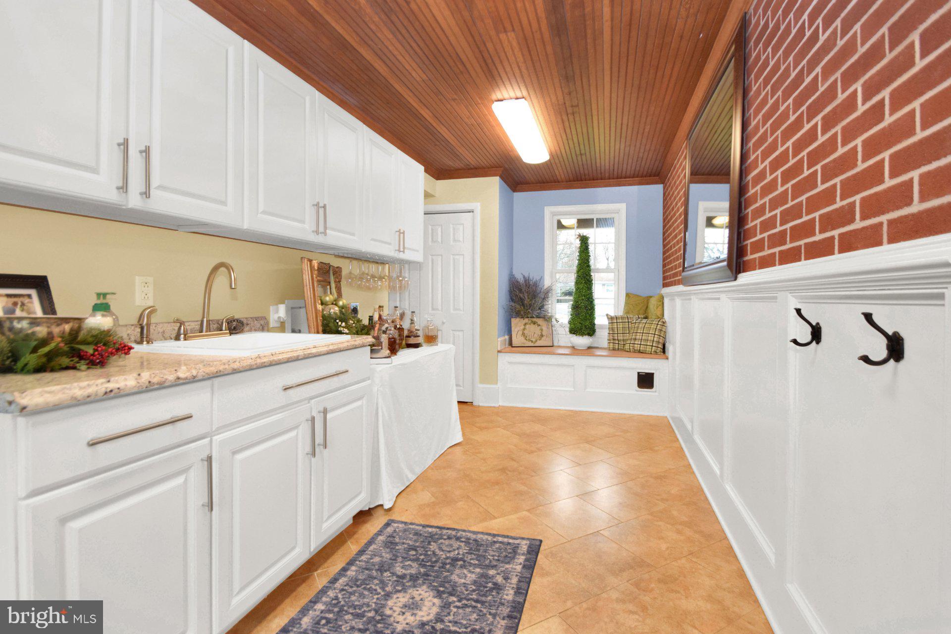312 Roland Avenue Chambersburg, PA 17201 - Photo 5 of 65 Gallery Image 5