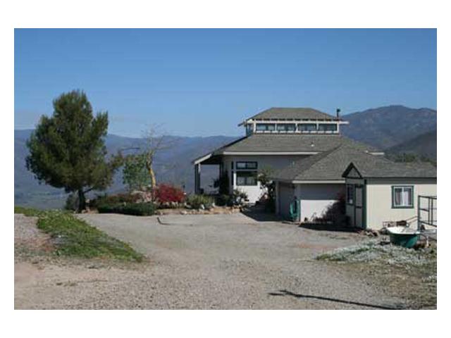 20944 Windle View Road Ramona, CA 92065 - Photo 2 of 25 Privacy galore