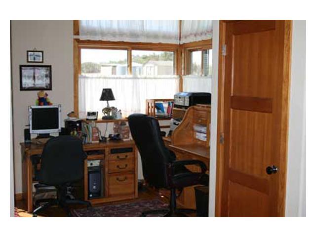 20944 Windle View Road Ramona, CA 92065 - Photo 5 of 25 Office or kitchen nook