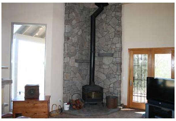 20944 Windle View Road Ramona, CA 92065 - Photo 10 of 25 Woodstove in living room