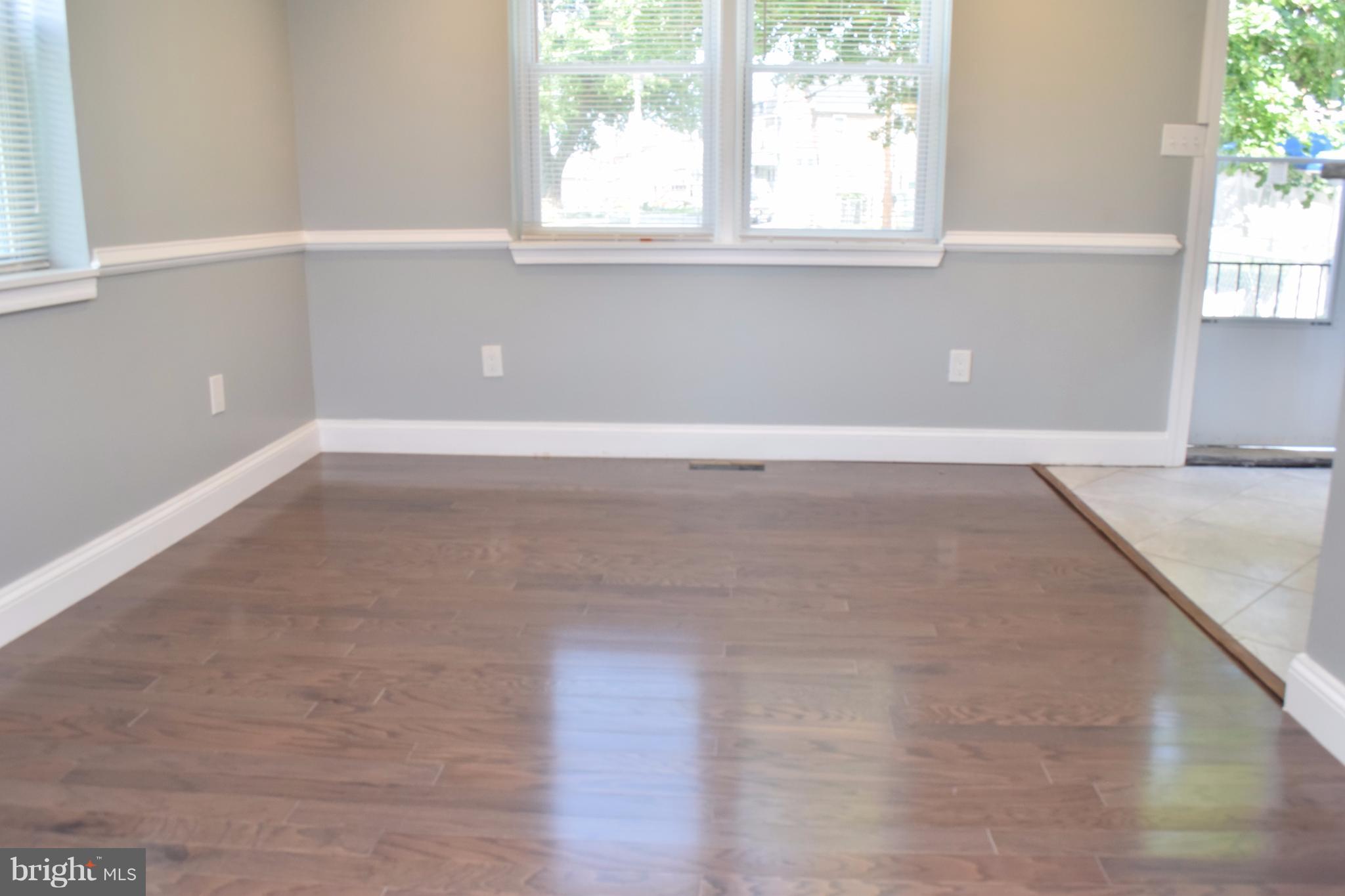 703 Kevin Road Baltimore, MD 21229 - Photo 4 of 15 Dining Room