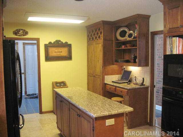 2871 Shandon Road Rock Hill, SC 29730 - Photo 8 of 16 Gallery Image 8