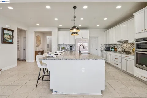 $2,079,000 | 130 Benmore Drive, Hayward, CA 94542