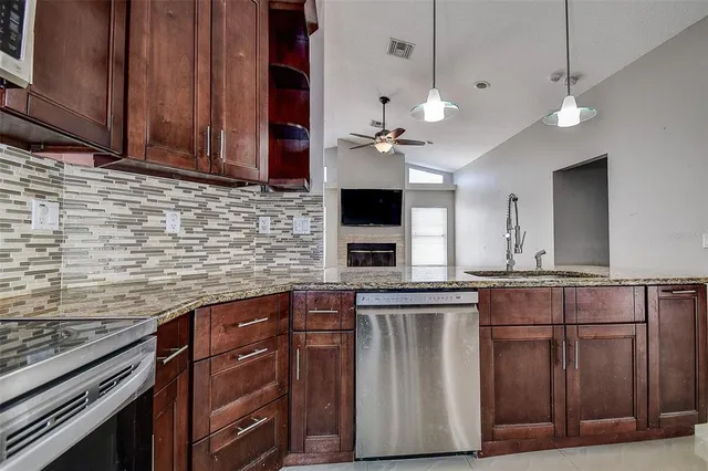 $475,000 | 13250 Lauren Drive, Spring Hill, FL 34609