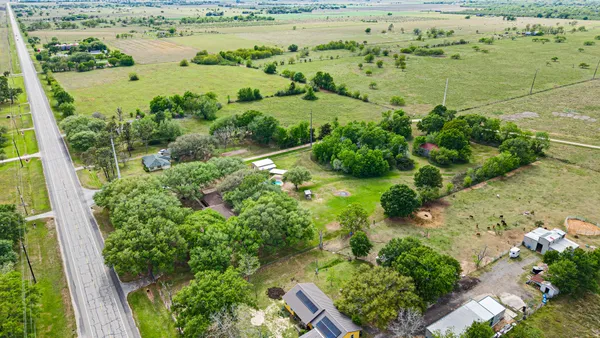 $750,000 | 13926 Farm To Market Road 442, Needville, TX 77461