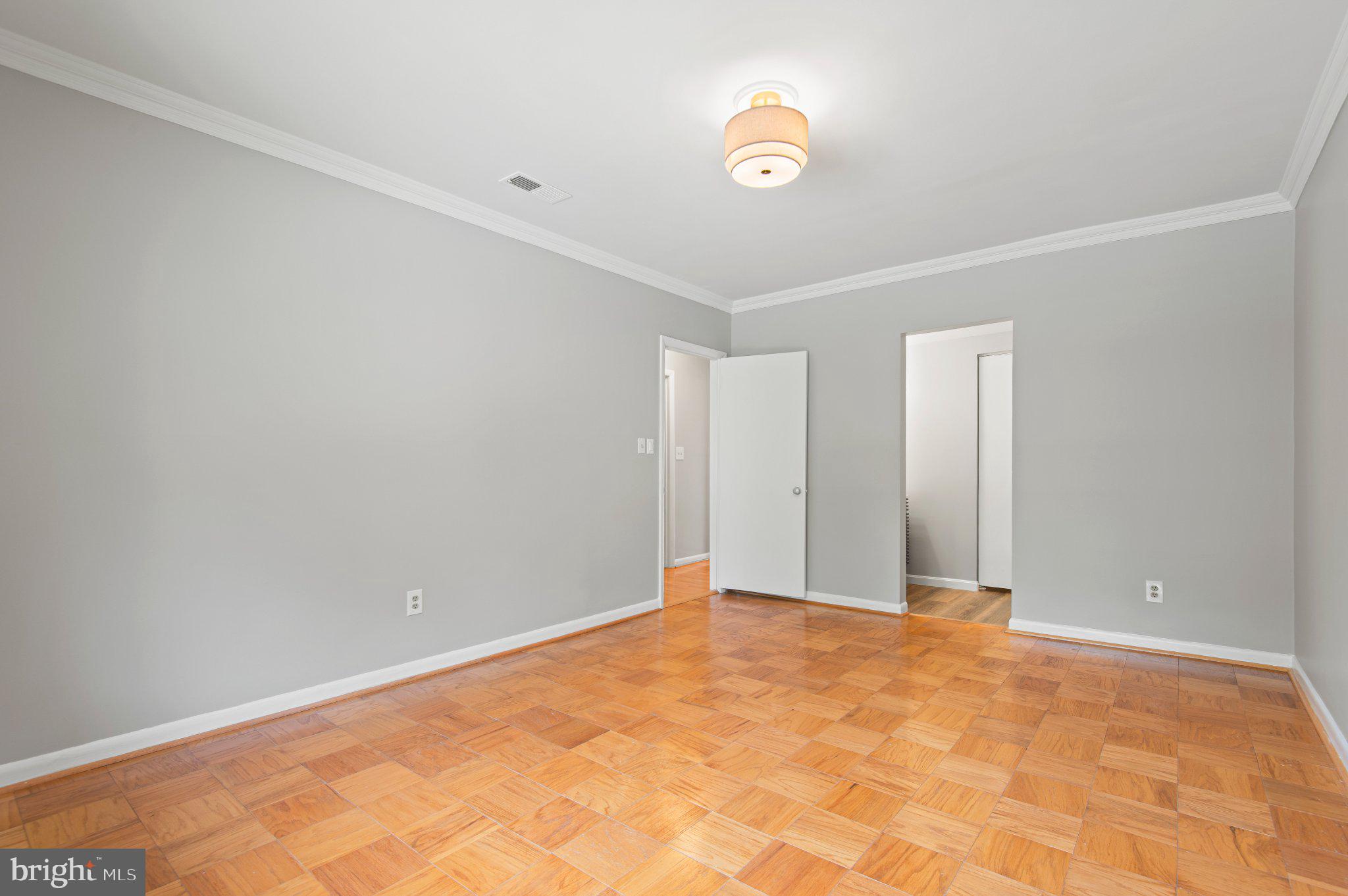 8 Cross Keys Road, Unit 8F Baltimore, MD 21210 - Photo 21 of 32 Gallery Image 21