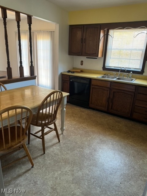 5641 Ridge Road Cortland, OH 44410 - Photo 2 of 21 Gallery Image 2