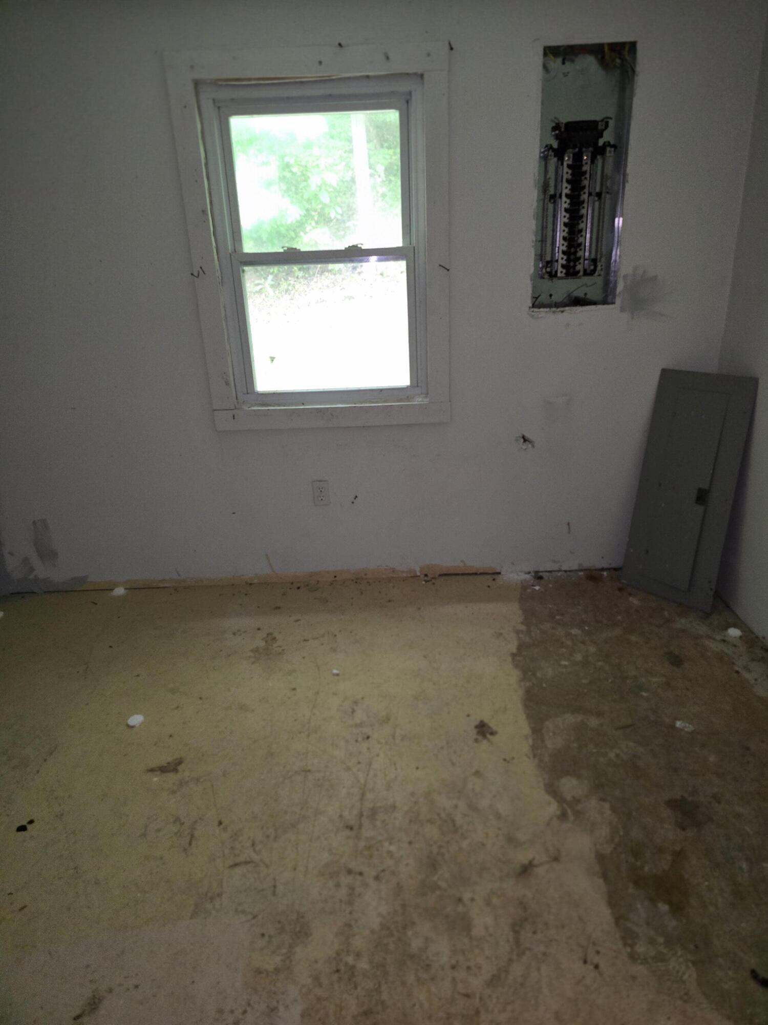 1698 Dry Creek Road Topmost, KY 41862 - Photo 20 of 30 1719