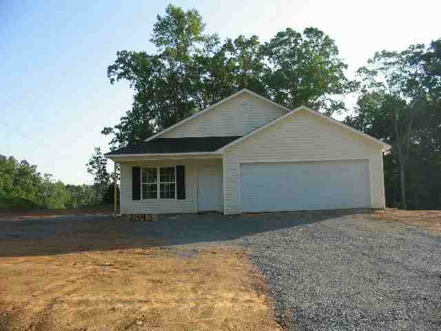 2843 South Riverbend Road Dalton, GA 30721 - Photo 1 of 1 Main View