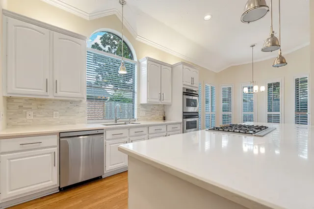 $620,000 | 1119 Walden Hill Court, Houston, TX 77077