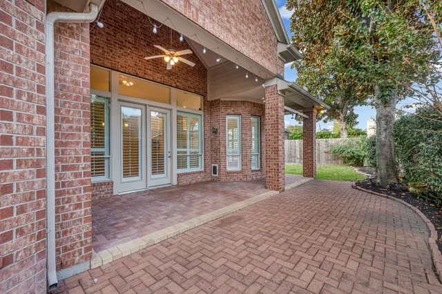 $620,000 | 1119 Walden Hill Court, Houston, TX 77077