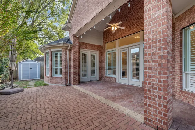 $620,000 | 1119 Walden Hill Court, Houston, TX 77077