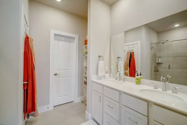 $2,900 | 5407 Jason Drive, Austin, TX 78723