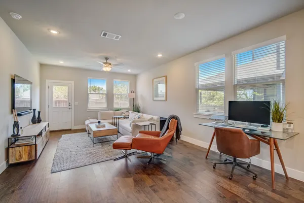 $2,900 | 5407 Jason Drive, Austin, TX 78723