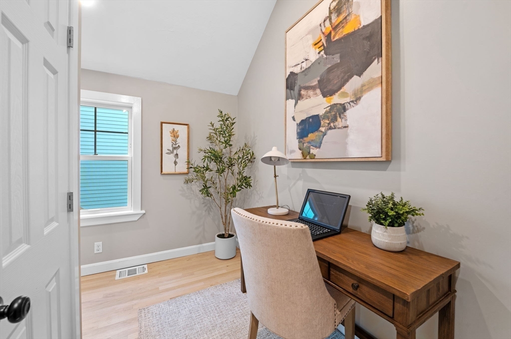 278 Princeton Street, Unit 2 Boston, MA 02128 - Photo 17 of 28