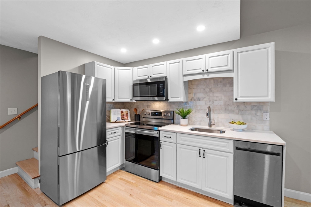 278 Princeton Street, Unit 2 Boston, MA 02128 - Photo 6 of 28