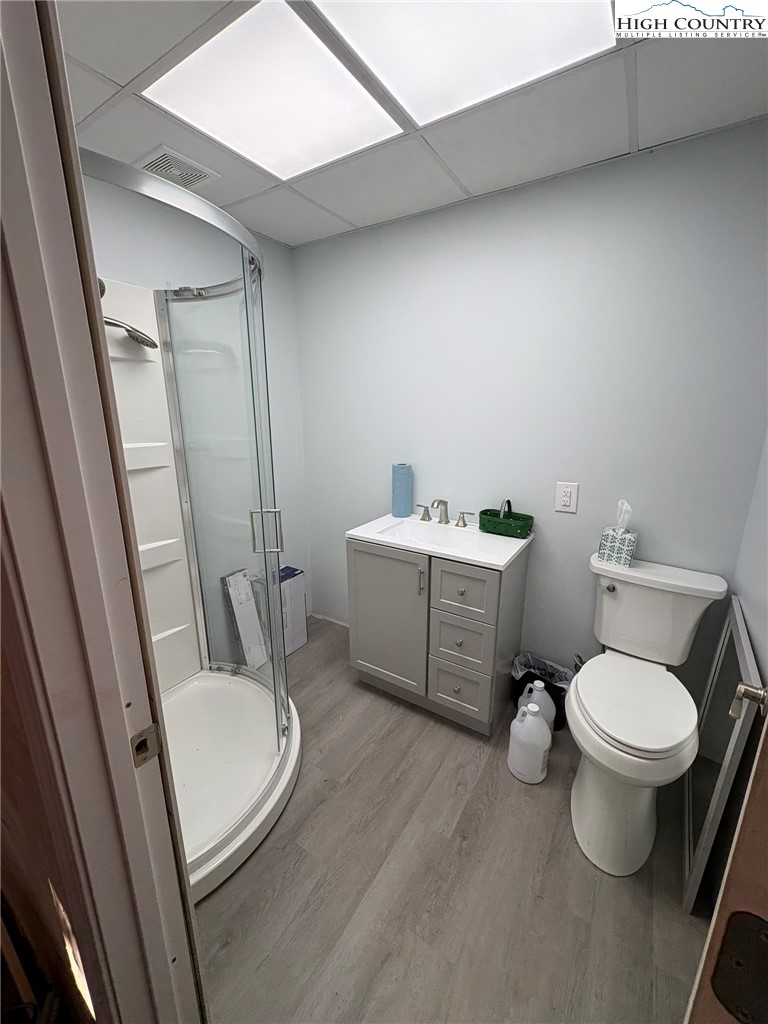 157 Hemlock Loop Newland, NC 28657 - Photo 8 of 24