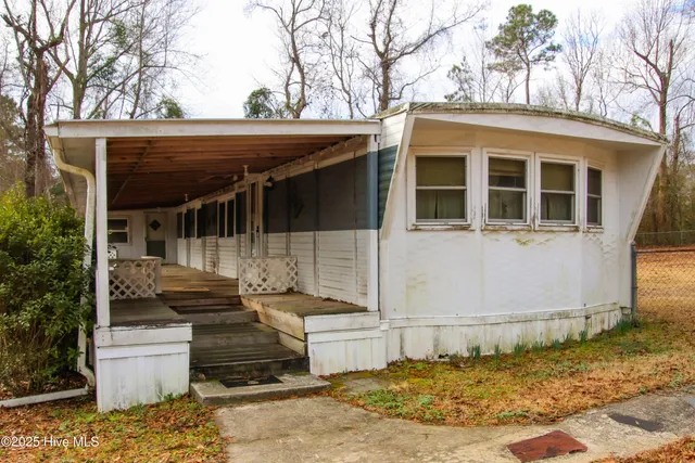 $99,900 | 120 Youpon Drive, Hubert, NC 28539