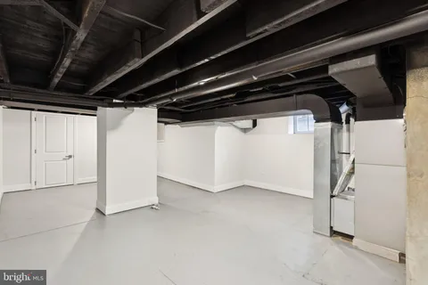 $695,000 | 125 West Summit Avenue, Haddonfield, NJ 08033