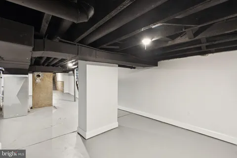 $695,000 | 125 West Summit Avenue, Haddonfield, NJ 08033