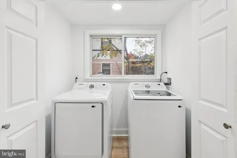 $695,000 | 125 West Summit Avenue, Haddonfield, NJ 08033