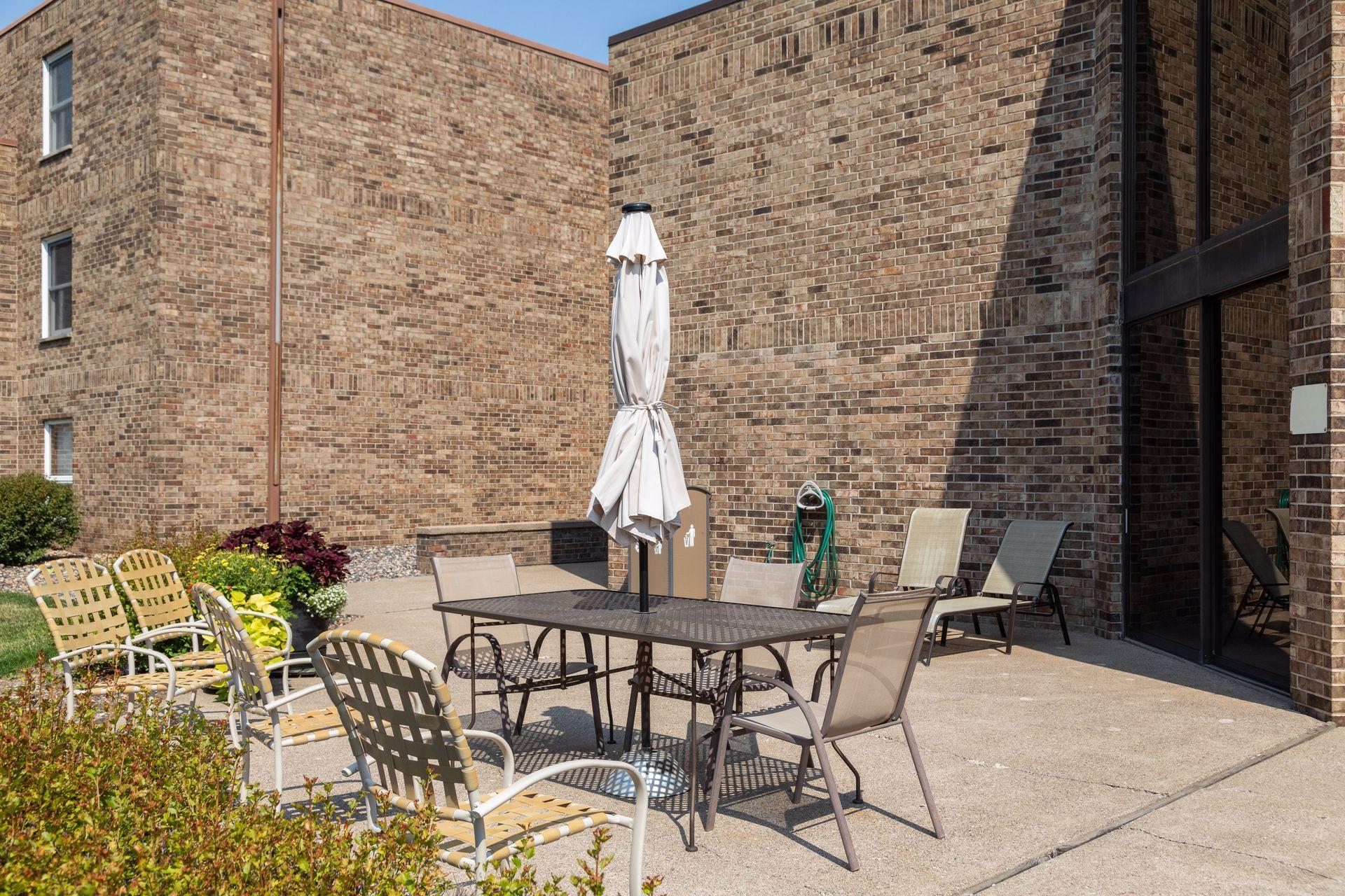 2230 Midland Grove Road, Unit 201 Roseville, MN 55113 - Photo 25 of 26 Gallery Image 25