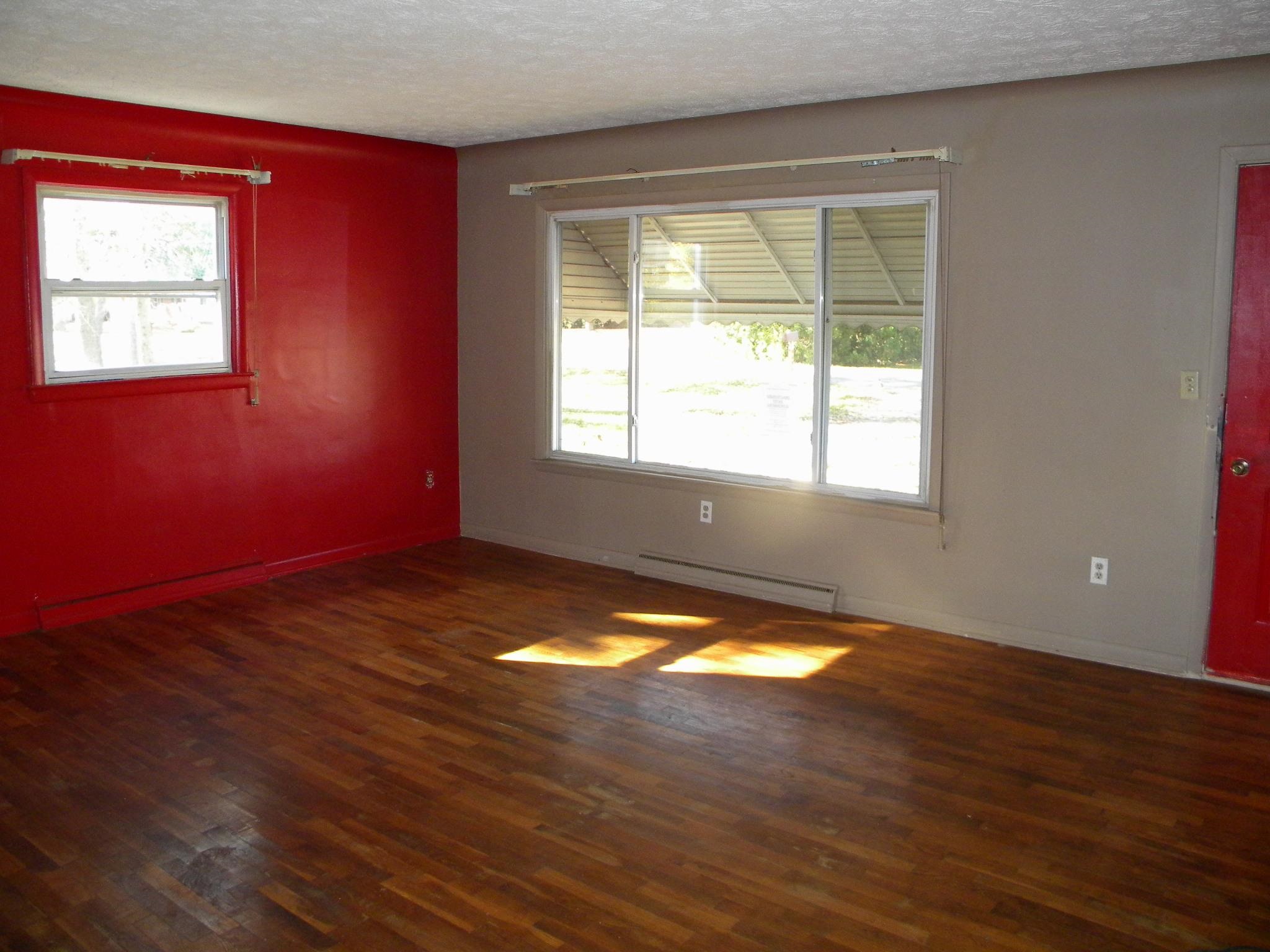 4630 Sherman Road Saginaw, MI 48604 - Photo 3 of 22 Gallery Image 3